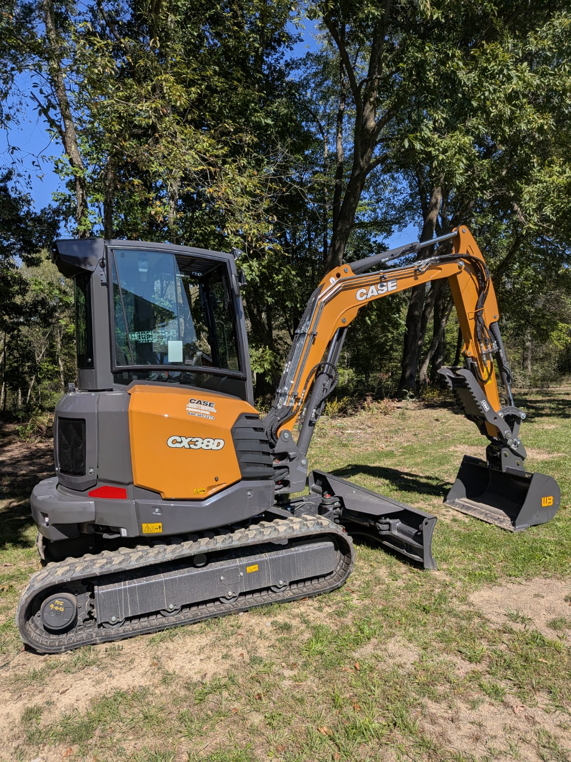 Steel City Earthworks Case CX38D parked outdoors